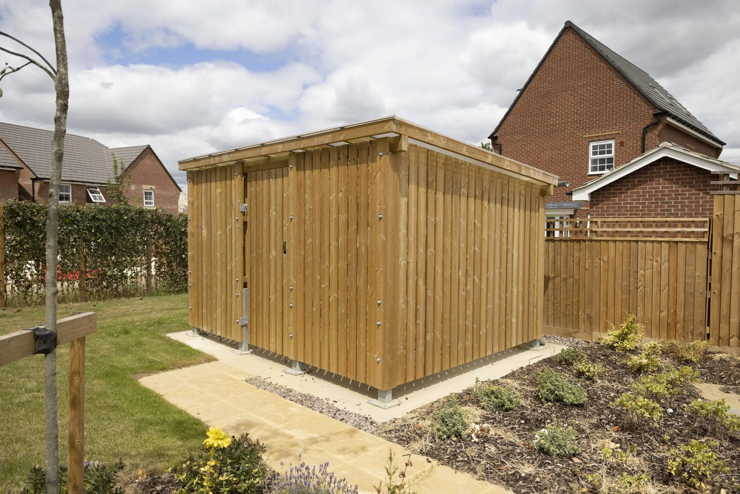 exterior-residential-wooden-bike-storage-unit