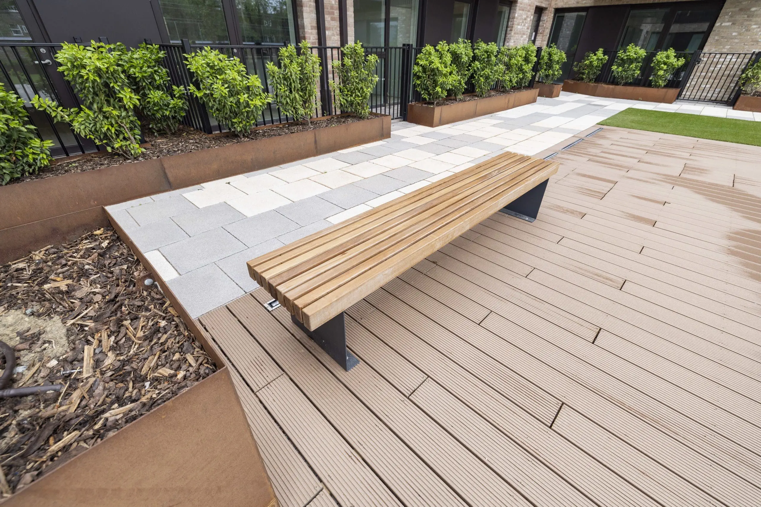exterior-wooden-bench-dark-grey-legs