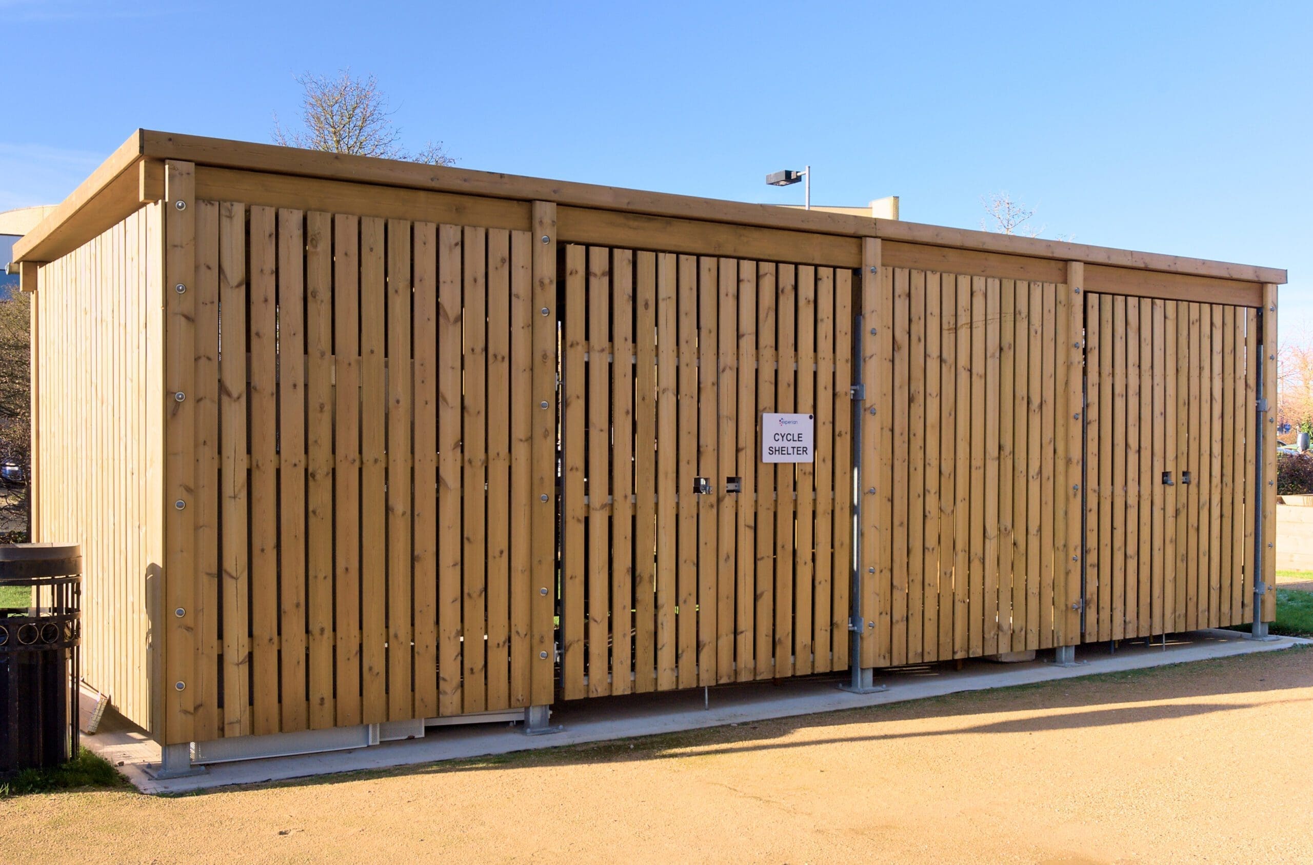 outdoor-enclosed-cycle-shelter