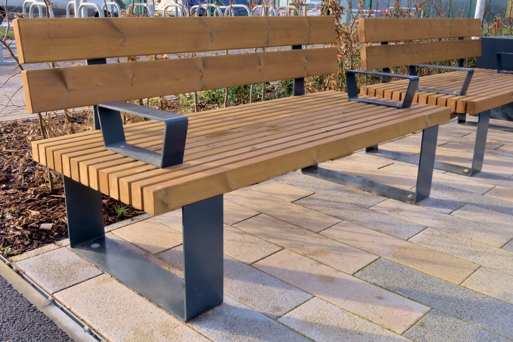 outdoor-wooden-and-metal-bench