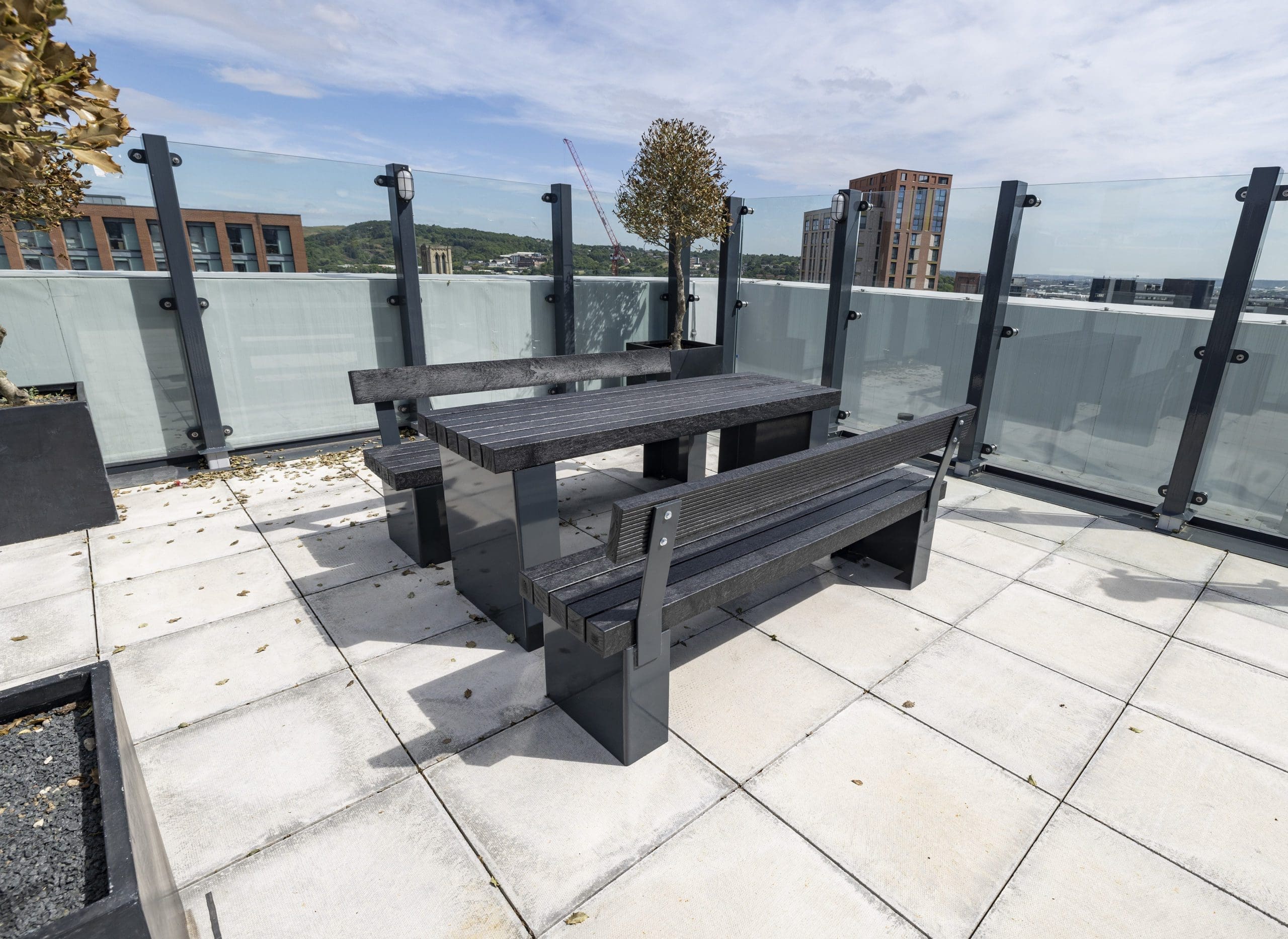 exterior-black-plastic-and-metal-benches-and-table