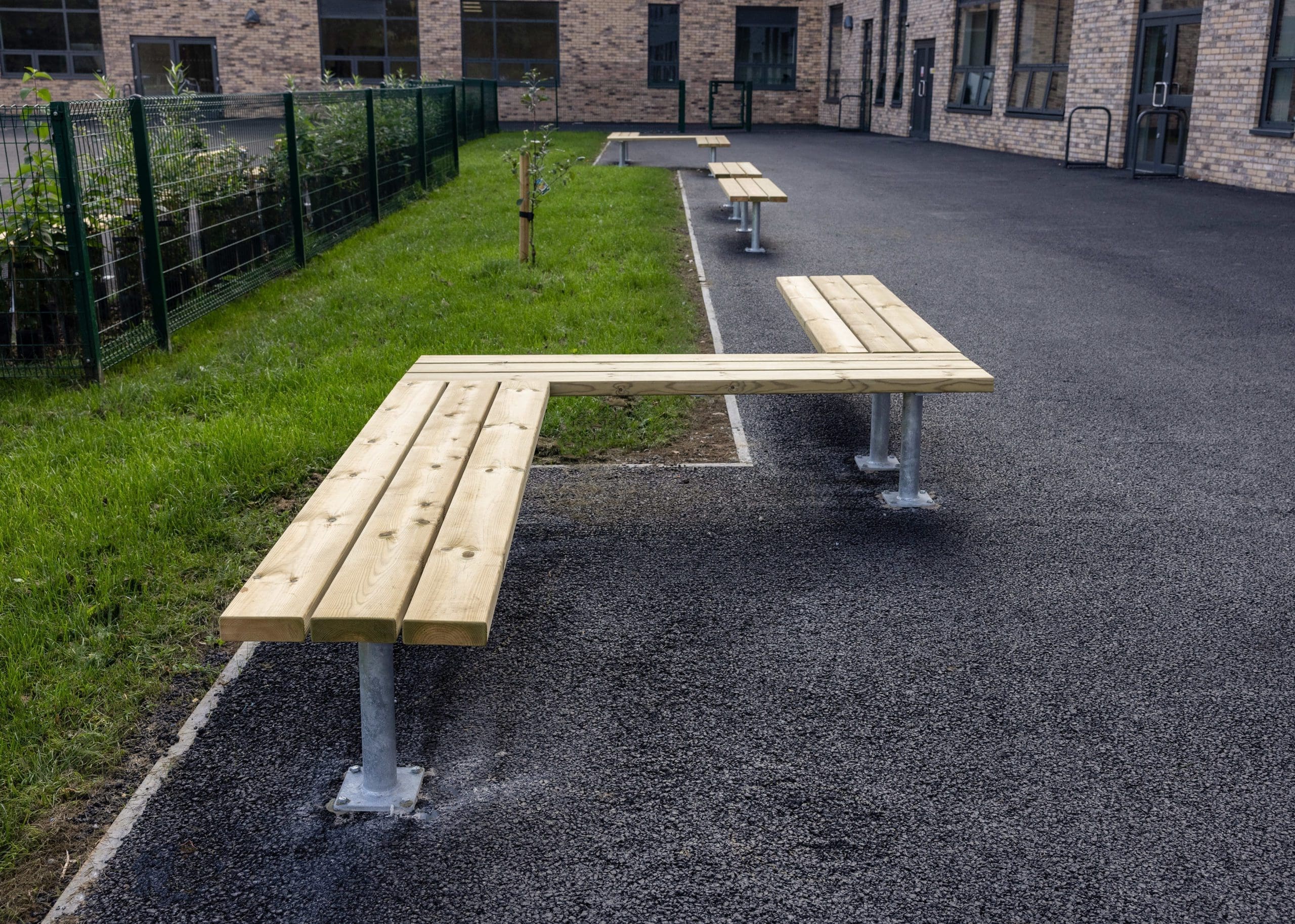 Z shaped wooden angular benches with metal legs