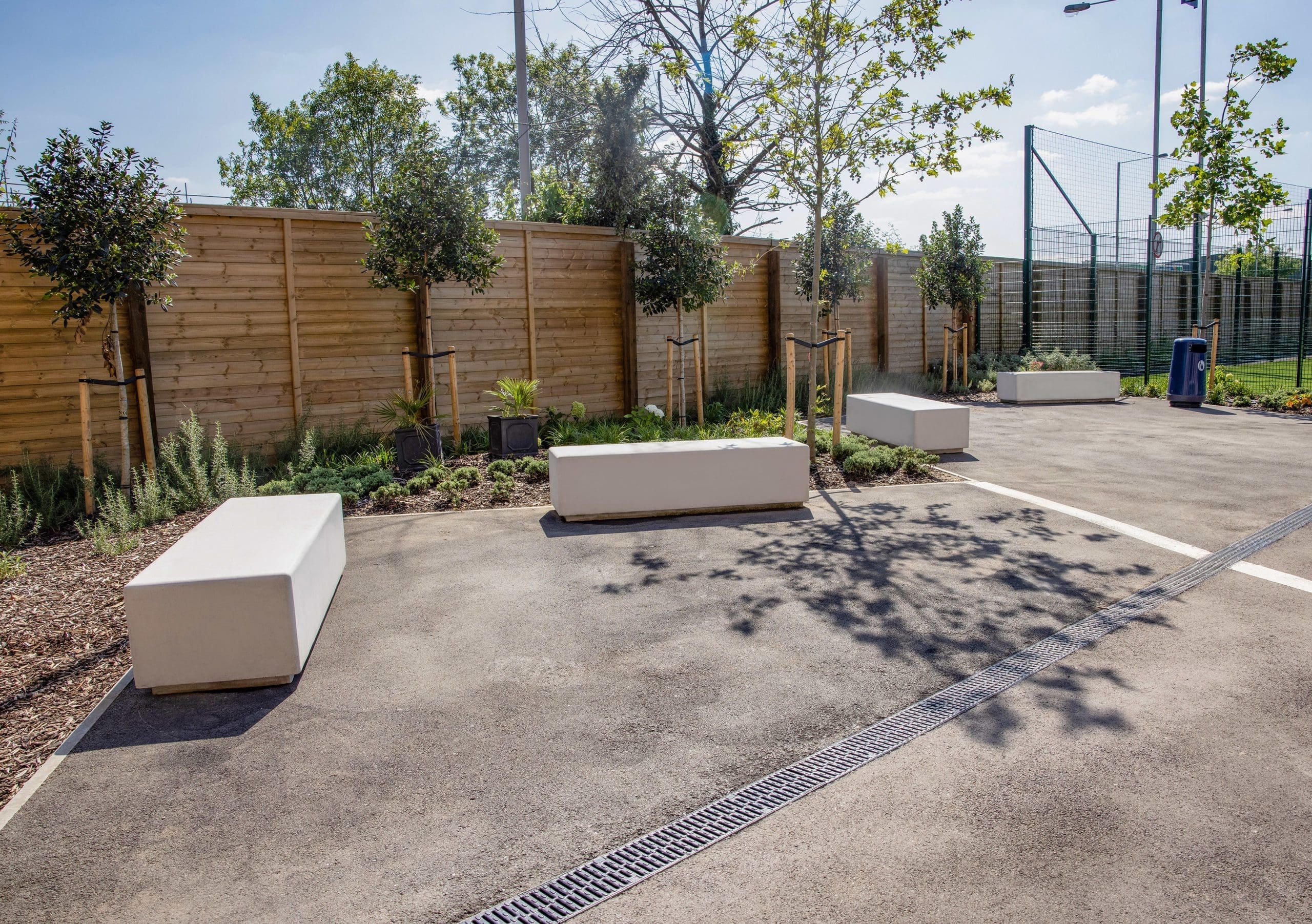 exterior-concrete-block-seating-area