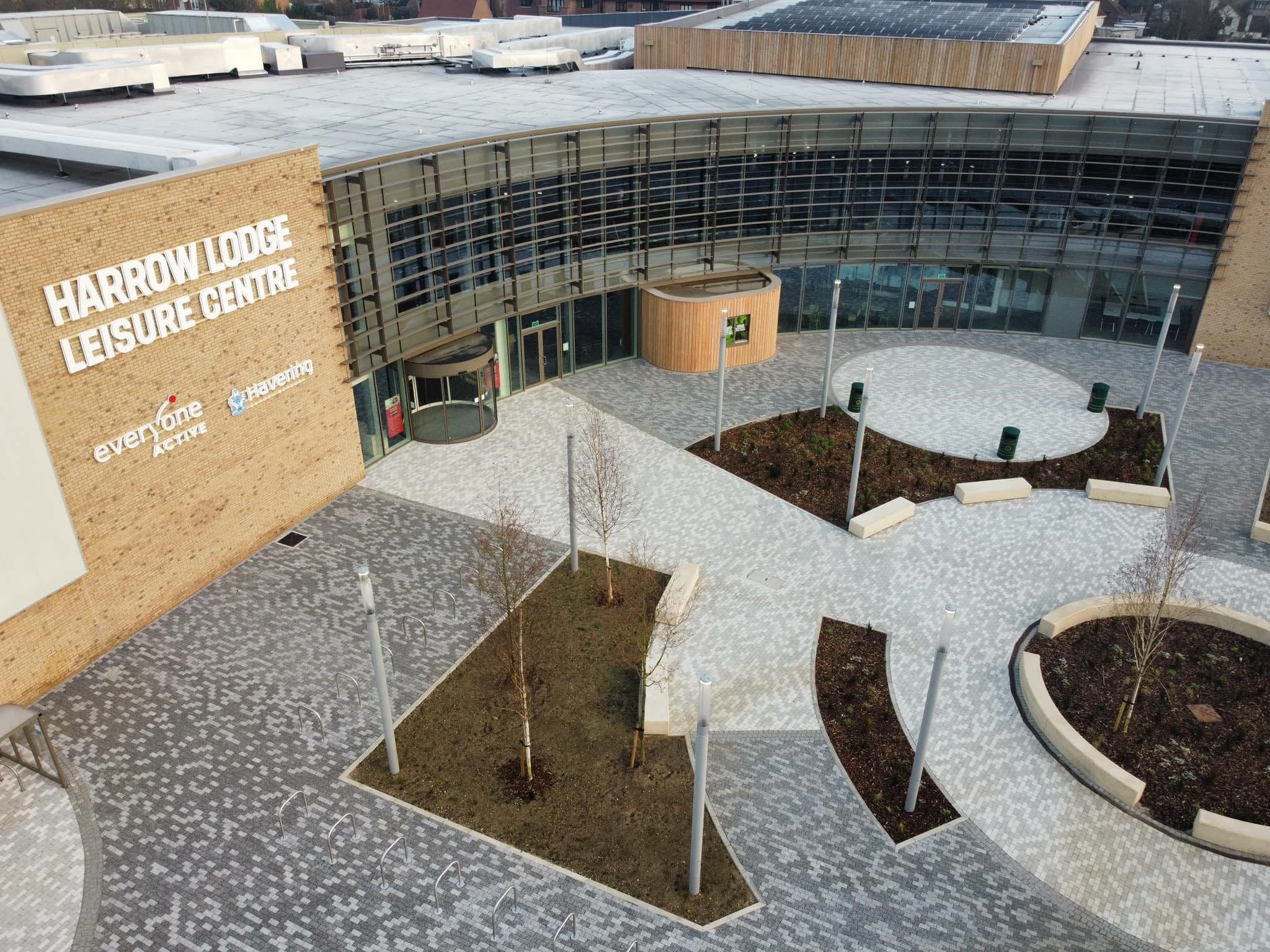 birdseye view of leisure centre courtyard and concrete seating