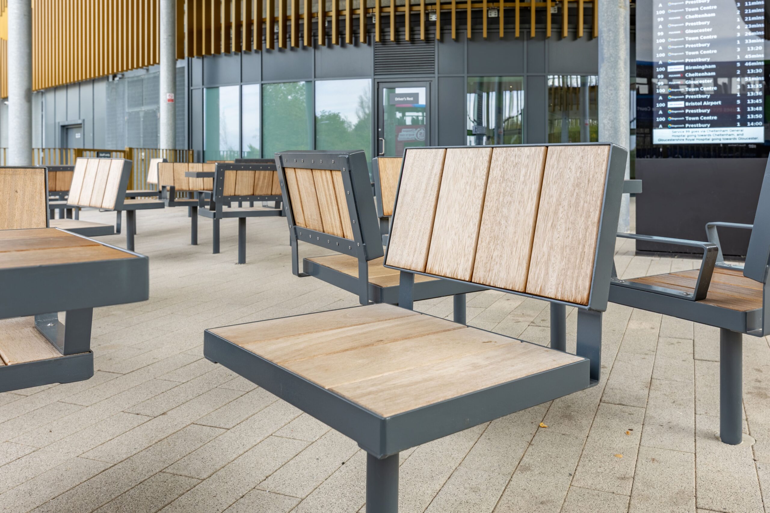 Arle Court Sheldon Seat SST320 & Sheldon Picnic Table SPT325